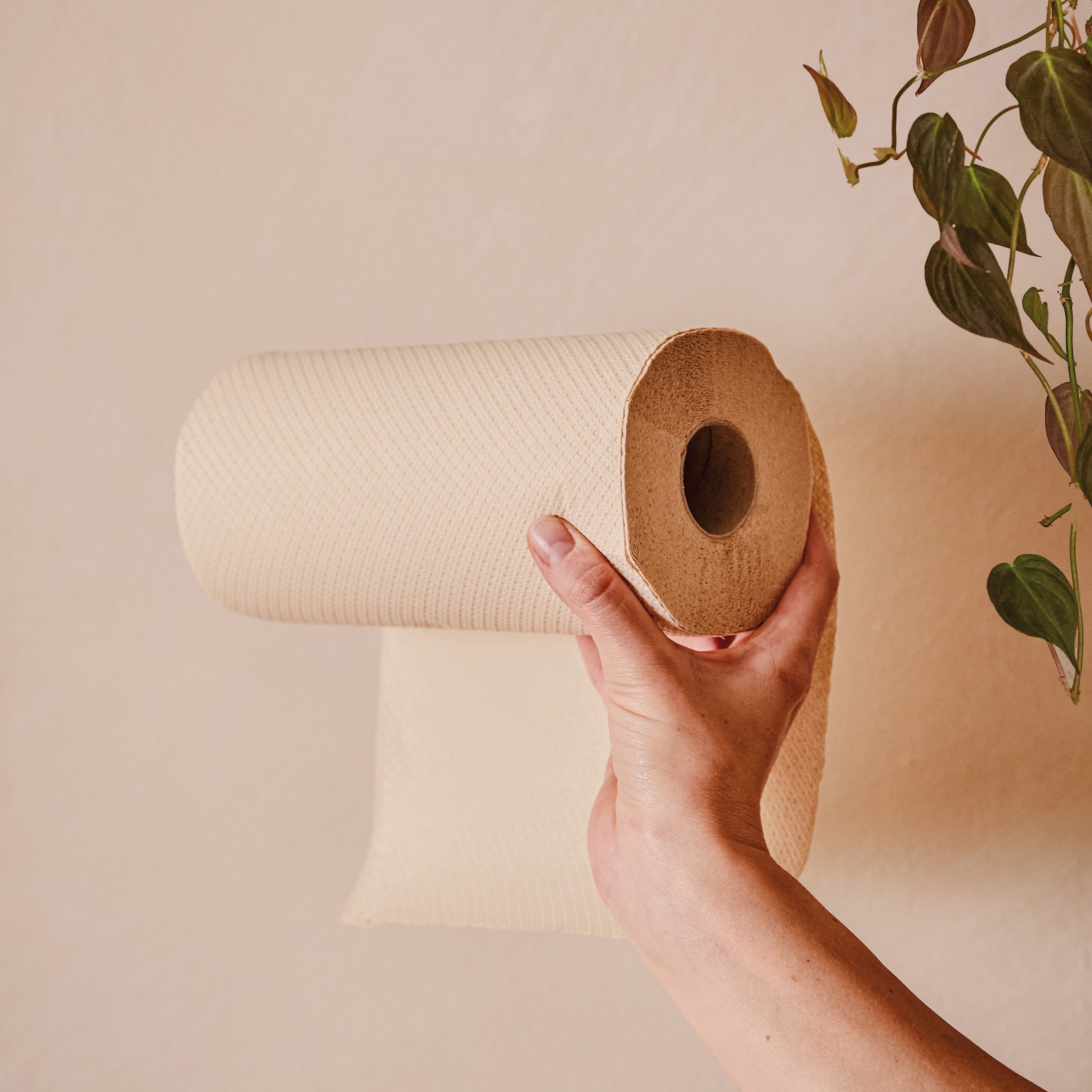 Nicepaper Unbleached Recycled Kitchen Roll